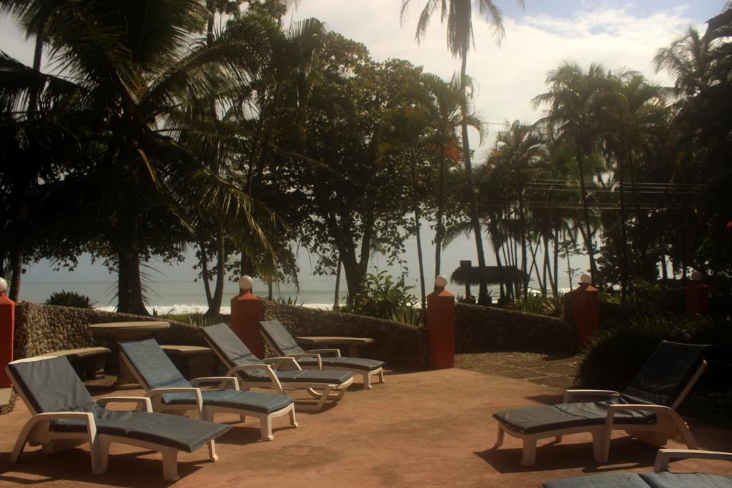 Perla Negra Beach Front Hotel Puerto Viejo de Talamanca Exterior photo